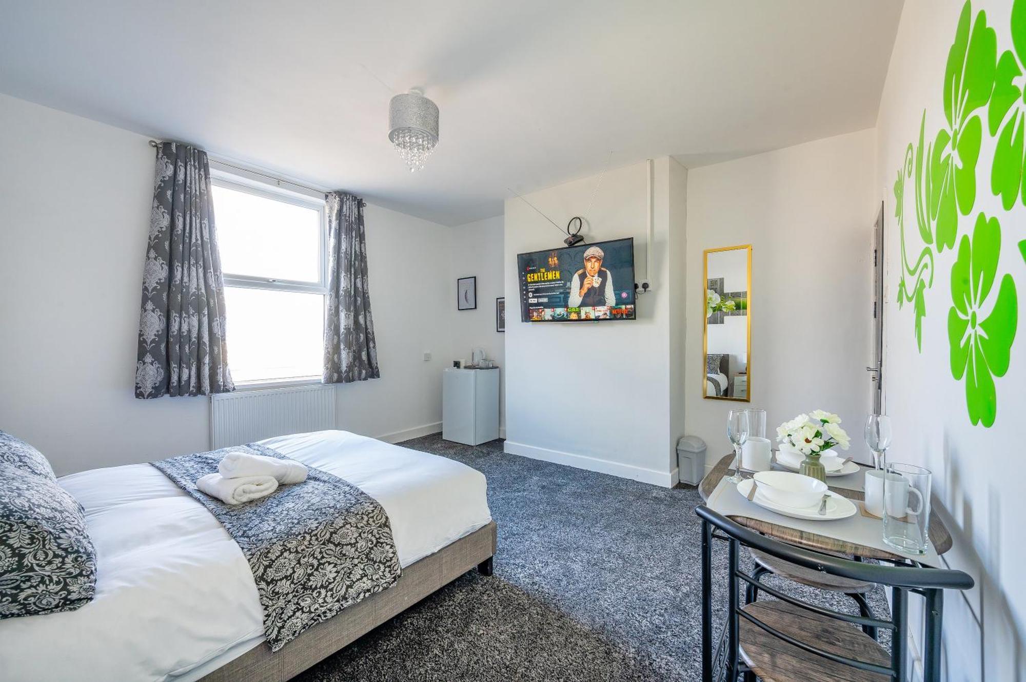 *Rc246*For Your Relaxed & Cosy Stay + Free Parking Leeds  Exterior photo